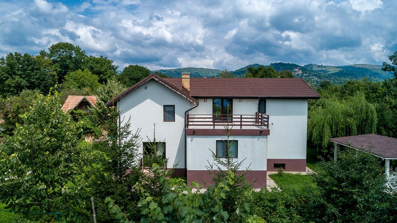 Vila Luna Comarnic Esterno foto